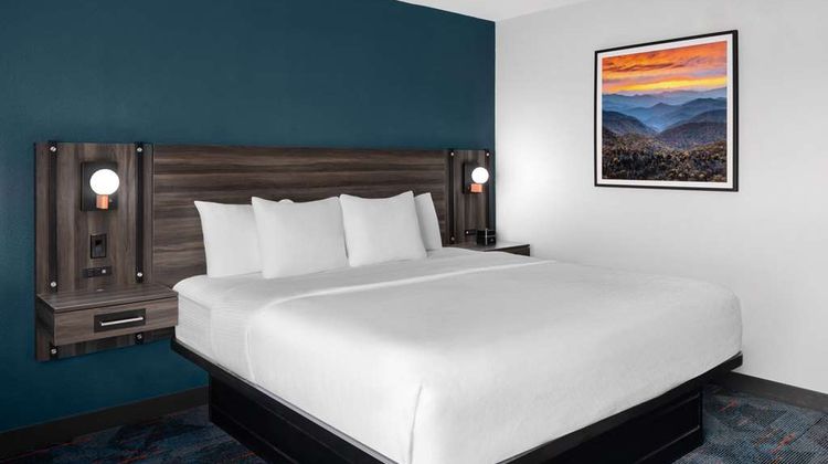 La Quinta Inn & Suites Greensboro Room