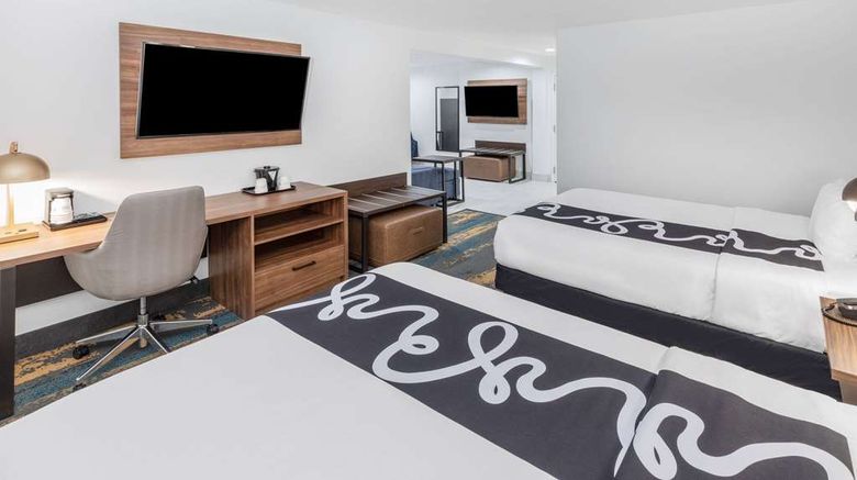 <b>La Quinta Inn & Suites Pharr at Nolana Suite</b>. Images powered by <a href="https://iceportal.shijigroup.com/" title="IcePortal" target="_blank">IcePortal</a>.