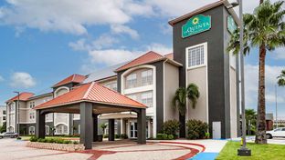 La Quinta Inn & Suites Pharr at Nolana