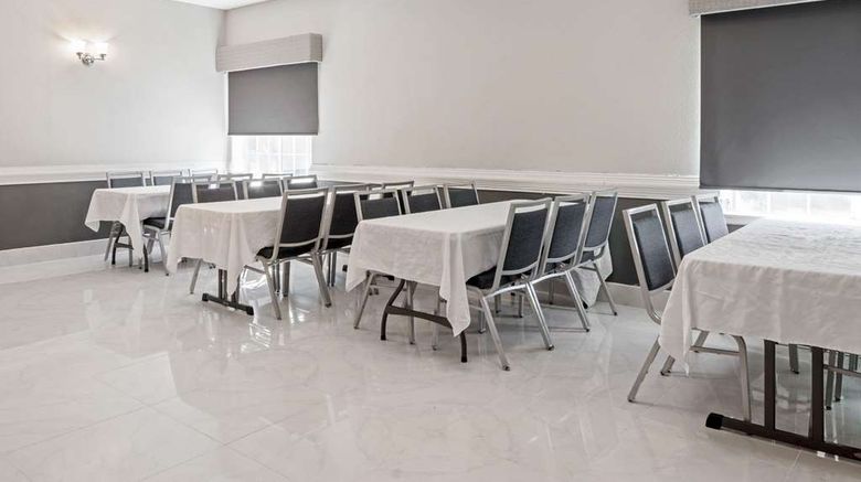 <b>La Quinta Inn & Suites Brownsville Meeting</b>. Images powered by <a href="https://iceportal.shijigroup.com/" title="IcePortal" target="_blank">IcePortal</a>.