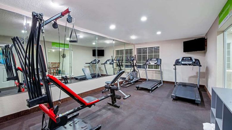 <b>La Quinta Inn & Suites Kingwood Health</b>. Images powered by <a href="https://iceportal.shijigroup.com/" title="IcePortal" target="_blank">IcePortal</a>.