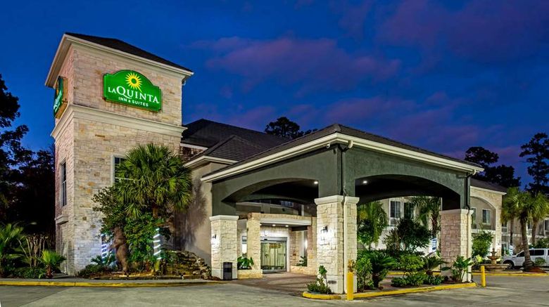 <b>La Quinta Inn & Suites Kingwood Exterior</b>. Images powered by <a href="https://iceportal.shijigroup.com/" title="IcePortal" target="_blank">IcePortal</a>.