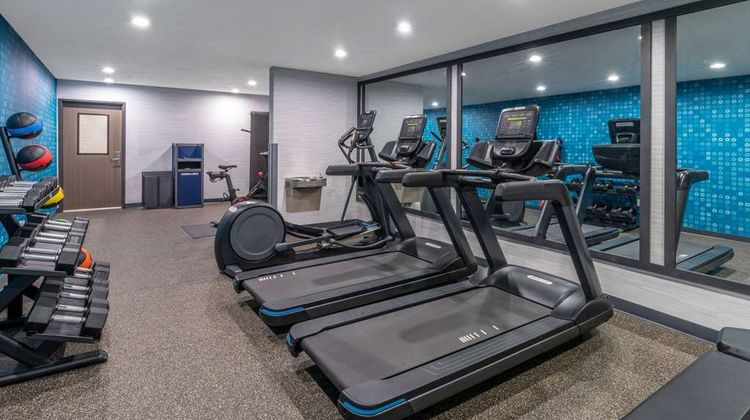 La Quinta Inn & Suites Santa Rosa Health