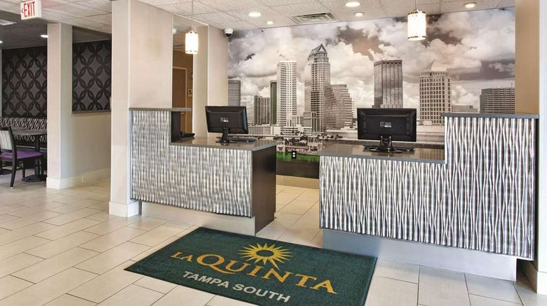 <b>La Quinta Inn Tampa South Lobby</b>. Images powered by <a href="https://iceportal.shijigroup.com/" title="IcePortal" target="_blank">IcePortal</a>.