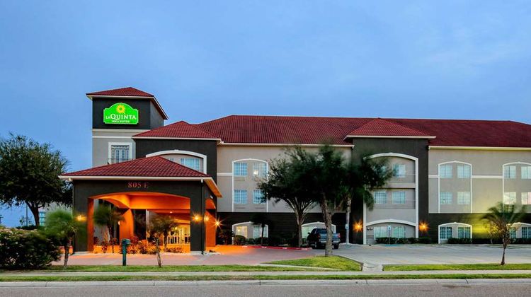 La Quinta Inn & Suites Mission Exterior