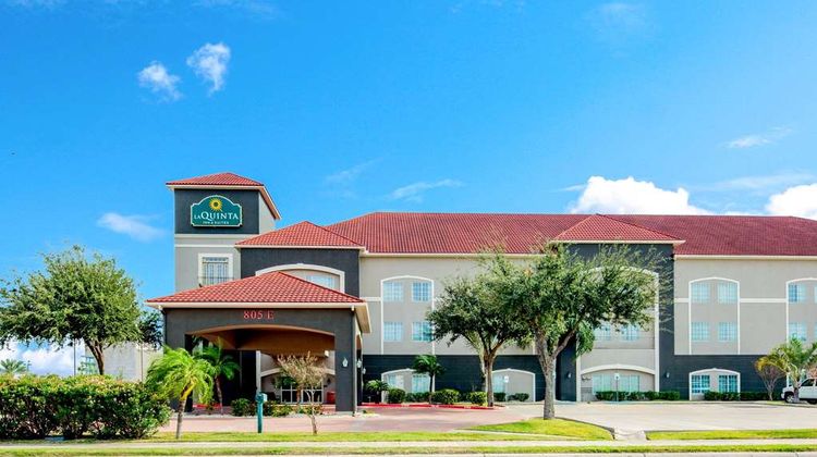 La Quinta Inn & Suites Mission Exterior