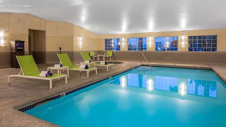 <b>La Quinta Inn Las Vegas Nellis Pool</b>. Images powered by <a href="https://iceportal.shijigroup.com/" title="IcePortal" target="_blank">IcePortal</a>.