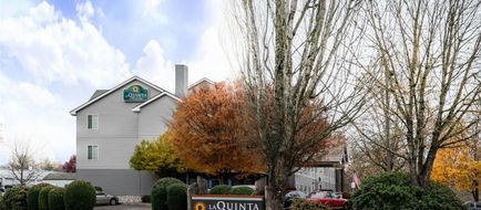 La Quinta Inn & Suites Eugene Exterior