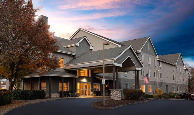 La Quinta Inn & Suites Eugene Exterior