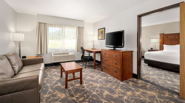 La Quinta Inn & Suites Grants Pass Suite