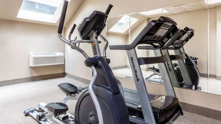 La Quinta Inn & Suites Seattle Downtown Health