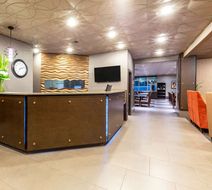 La Quinta Inn & Suites Seattle Downtown Lobby