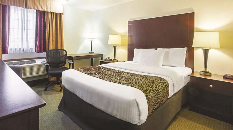 La Quinta Inn & Suites Woodburn Room