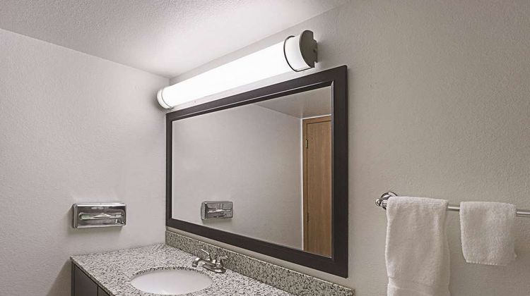 La Quinta Inn & Suites Woodburn Room