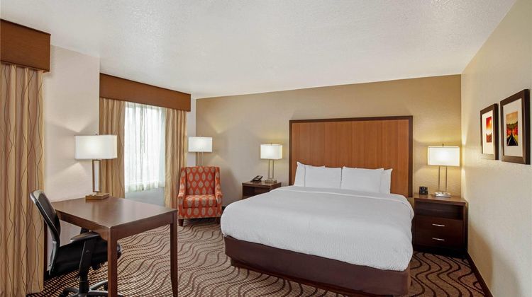 La Quinta Inn & Stes Las Vegas Red Rock Room