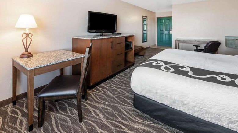 <b>La Quinta Inn & Stes Belgrade Room</b>. Images powered by <a href="https://iceportal.shijigroup.com/" title="IcePortal" target="_blank">IcePortal</a>.