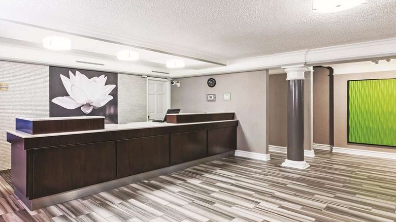 <b>La Quinta Inn Odessa Lobby</b>. Images powered by <a href="https://iceportal.shijigroup.com/" title="IcePortal" target="_blank">IcePortal</a>.