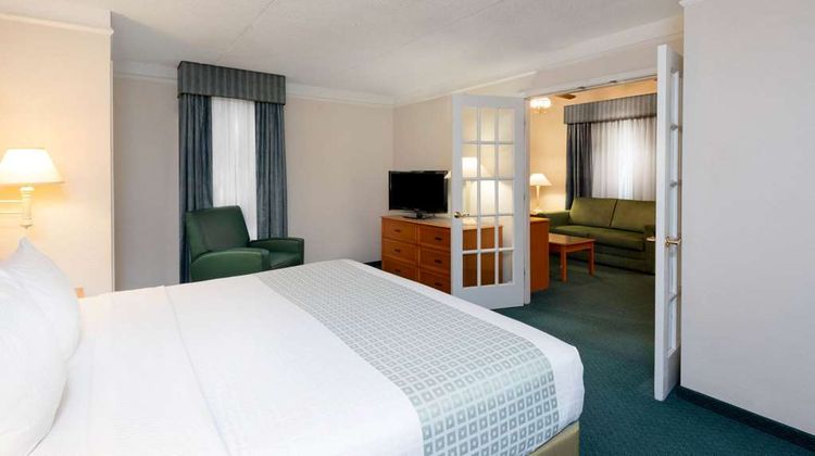 La Quinta Inn Farmington Suite