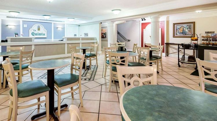 La Quinta Inn Farmington Lobby