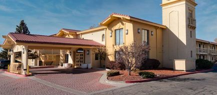 La Quinta Inn Farmington Exterior