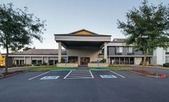 La Quinta Inn & Suites Portland NW