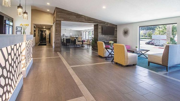 La Quinta Inn & Suites Portland NW Lobby