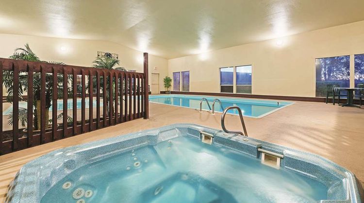 La Quinta Inn Caldwell Pool
