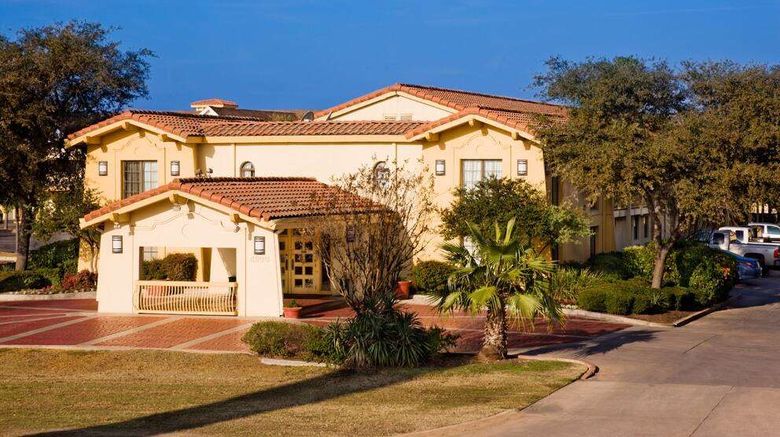 <b>Super 8 by Wyndham Austin South / I-35 Exterior</b>. Images powered by <a href="https://iceportal.shijigroup.com/" title="IcePortal" target="_blank">IcePortal</a>.