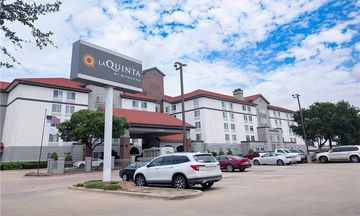 La Quinta Inn-Stes D/FW Airport South