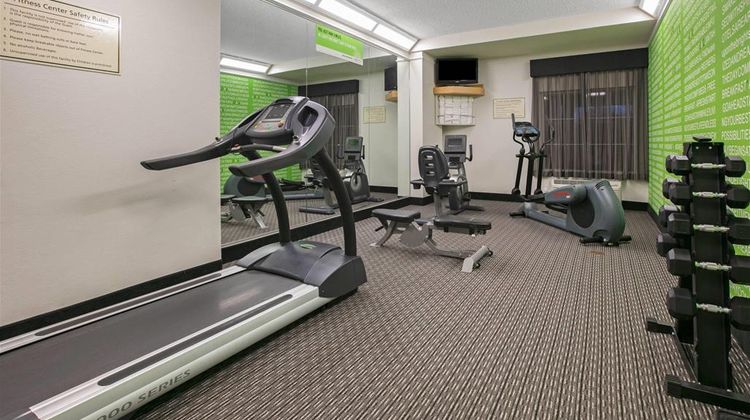 La Quinta Inn-Stes D/FW Airport South Health