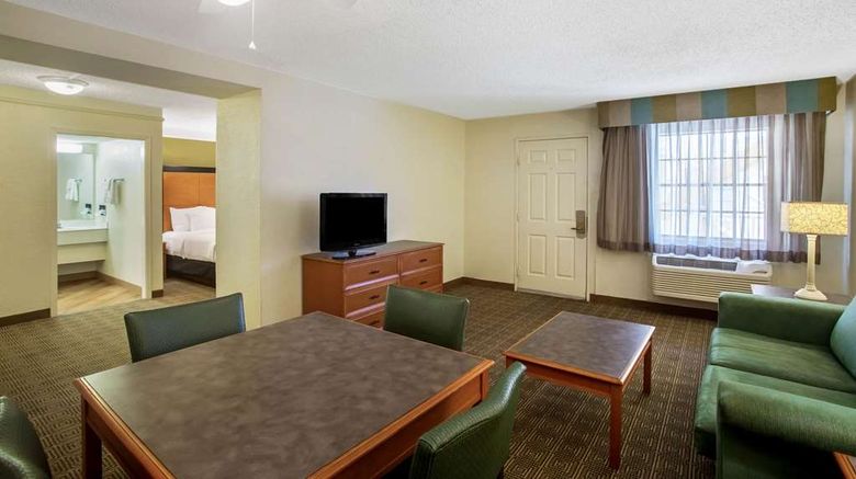 <b>La Quinta Inn Killeen Suite</b>. Images powered by <a href="https://iceportal.shijigroup.com/" title="IcePortal" target="_blank">IcePortal</a>.