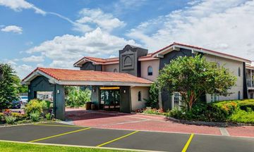 Baymont by Wyndham Austin University Area
