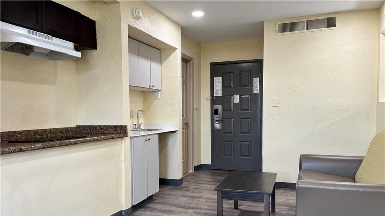 Baymont Indianapolis Airport Lynhurst Room