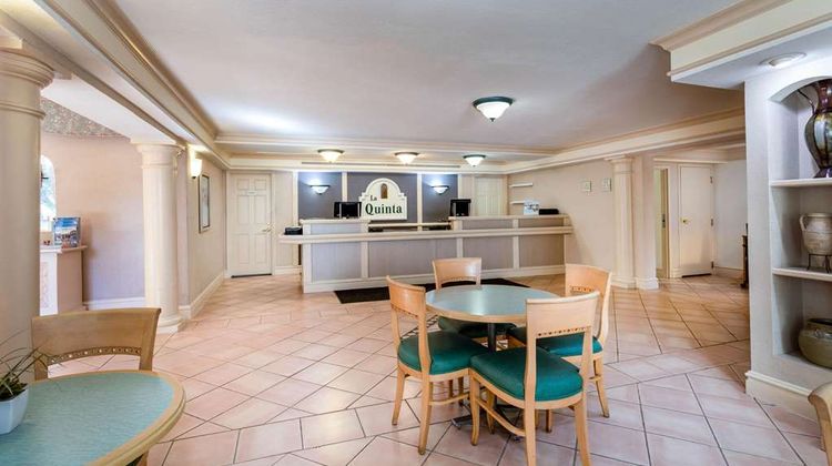 La Quinta Inn Tallahassee North Lobby