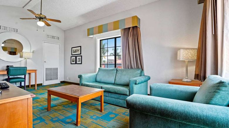 <b>La Quinta Inn John Wayne Orange Cty Arpt Room</b>. Images powered by <a href="https://iceportal.shijigroup.com/" title="IcePortal" target="_blank">IcePortal</a>.