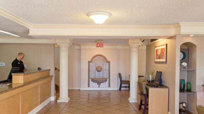 <b>La Quinta Inn John Wayne Orange Cty Arpt Lobby</b>. Images powered by <a href="https://iceportal.shijigroup.com/" title="IcePortal" target="_blank">IcePortal</a>.