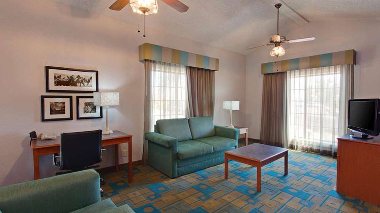 <b>La Quinta Inn John Wayne Orange Cty Arpt Suite</b>. Images powered by <a href="https://iceportal.shijigroup.com/" title="IcePortal" target="_blank">IcePortal</a>.