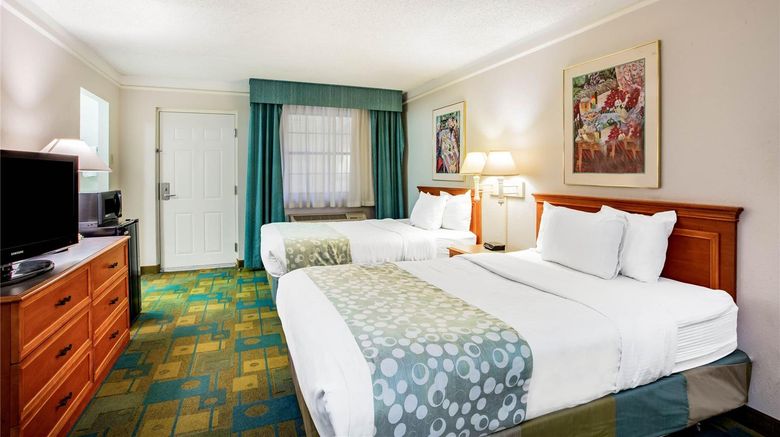 <b>Baymont by Wyndham Abilene Room</b>. Images powered by <a href="https://iceportal.shijigroup.com/" title="IcePortal" target="_blank">IcePortal</a>.