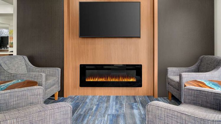 La Quinta Inn Columbus Airport Area Lobby