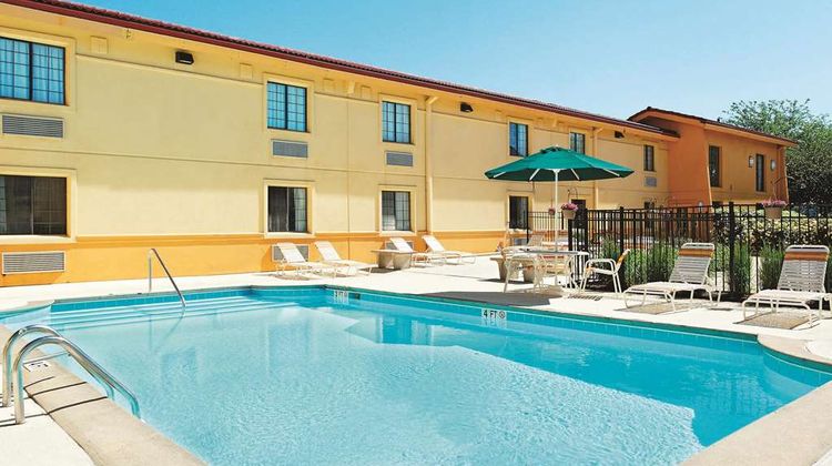 La Quinta Inn Champaign Pool