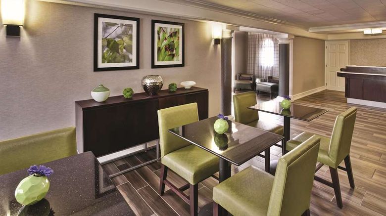 <b>La Quinta Inn by Wyndham Nashville South Lobby</b>. Images powered by <a href="https://iceportal.shijigroup.com/" title="IcePortal" target="_blank">IcePortal</a>.