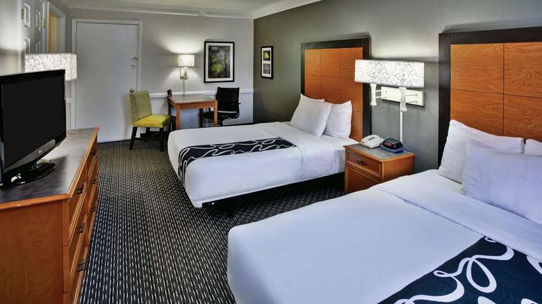 <b>La Quinta Inn by Wyndham Nashville South Room</b>. Images powered by <a href="https://iceportal.shijigroup.com/" title="IcePortal" target="_blank">IcePortal</a>.