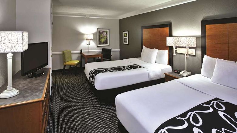 <b>La Quinta Inn by Wyndham Nashville South Room</b>. Images powered by <a href="https://iceportal.shijigroup.com/" title="IcePortal" target="_blank">IcePortal</a>.