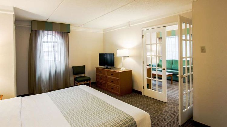 La Quinta Inn Lexington Suite