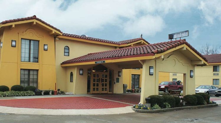La Quinta Inn Lexington Exterior