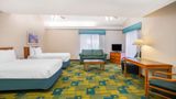 Super 8 by Wyndham Eagle Pass Suite