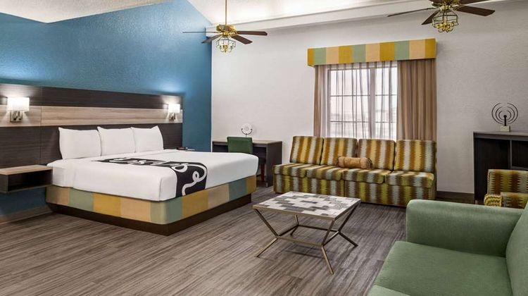 La Quinta Inn Victoria Suite