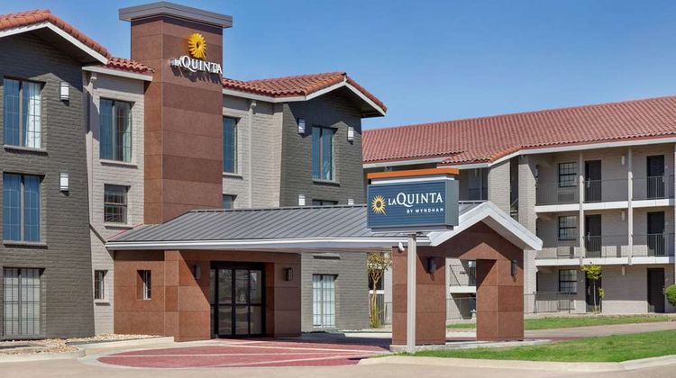 La Quinta Inn Temple Exterior