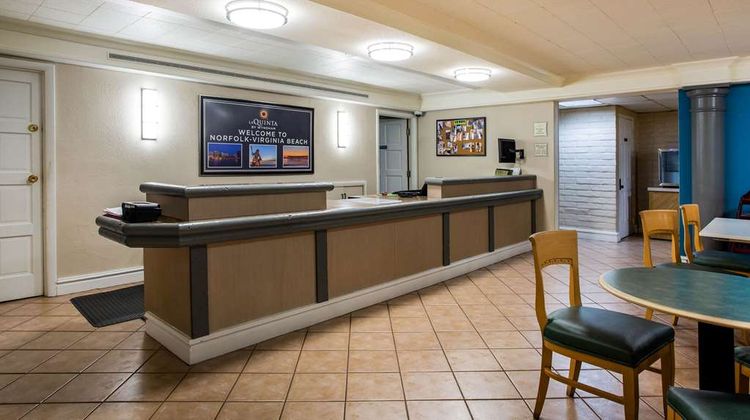 La Quinta Inn Norfolk Virginia Beach Lobby