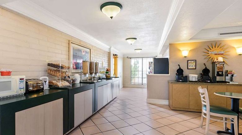 <b>La Quinta Inn El Paso West Other</b>. Images powered by <a href="https://iceportal.shijigroup.com/" title="IcePortal" target="_blank">IcePortal</a>.